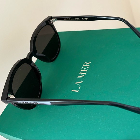 Gentle Monster Myma 01 Black Sunglasses